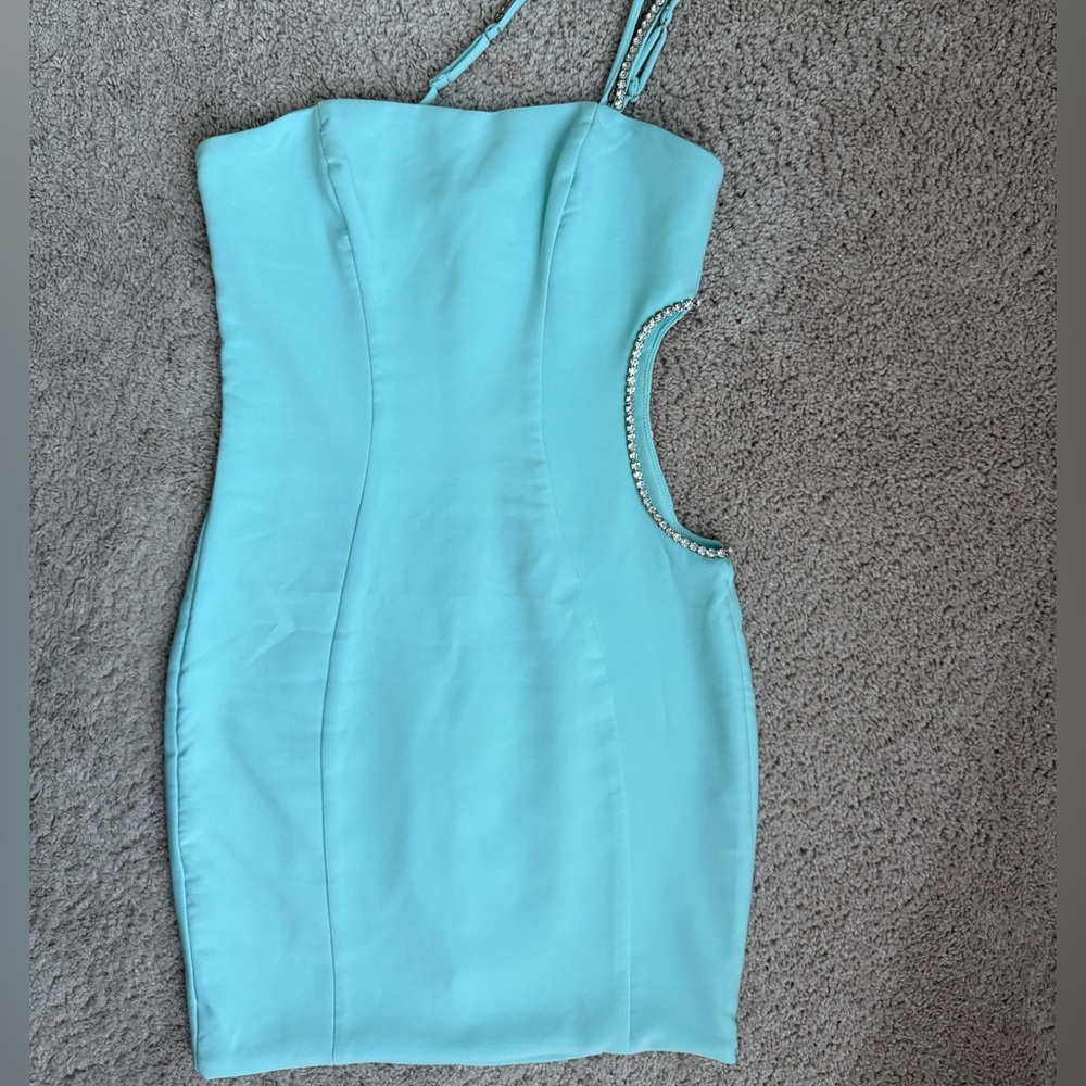 ASYMMETRIC CUT OUT MINI DRESS IN AQUA